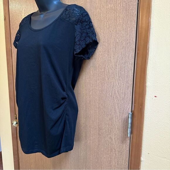 Ambiance Maternity Short Sleeve Black t-shirt | Maternity size XL - Picture 7 of 10